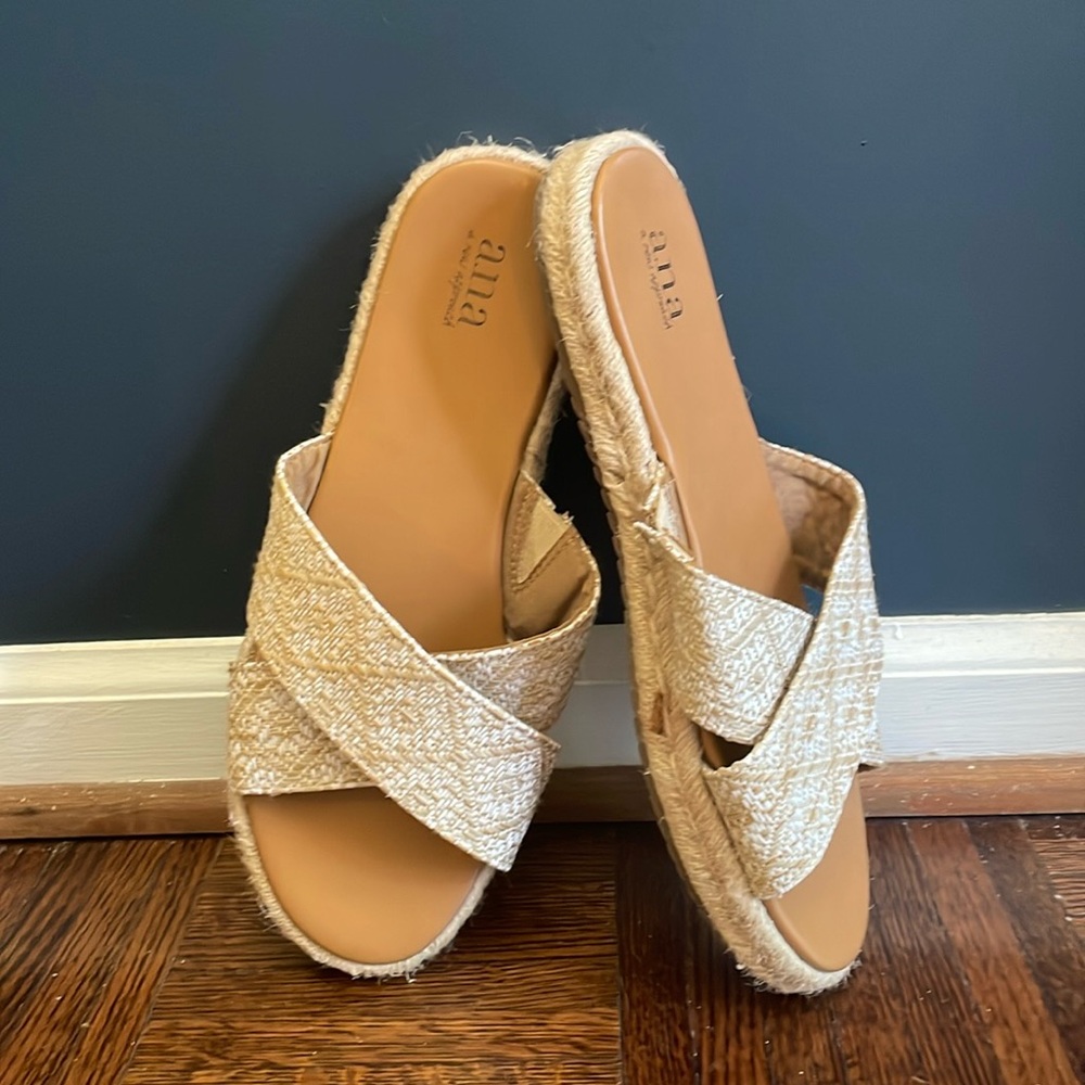 Brand: a.n.a, Size: 9.5